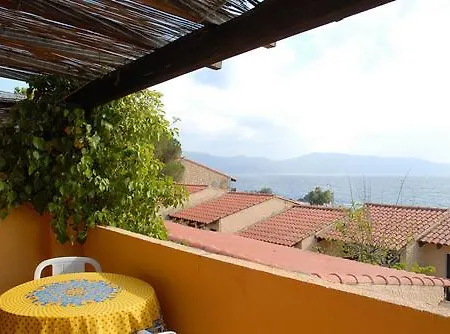 Logis D'abartello Μοτέλ *